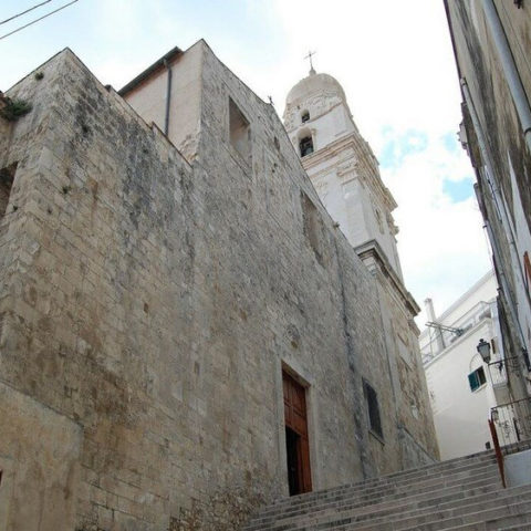 visitare cattedrale santa maria assunta vieste gargano